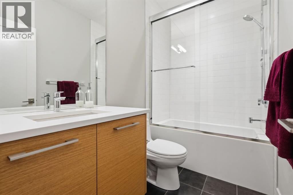 2418 24a Street Sw Property Photo 43