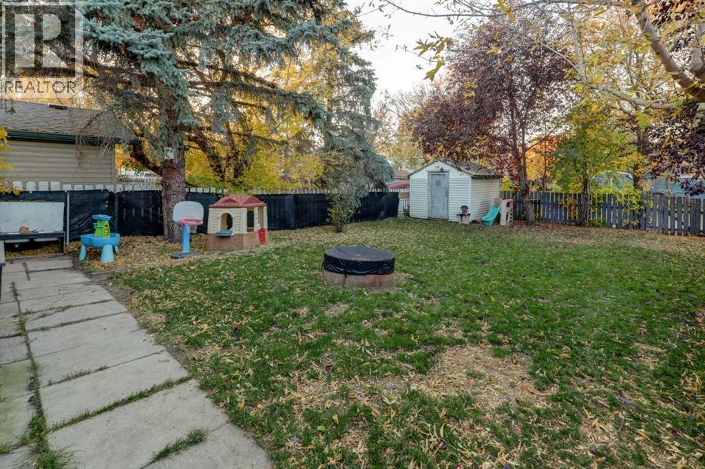 2314 26 Street Property Photo 28