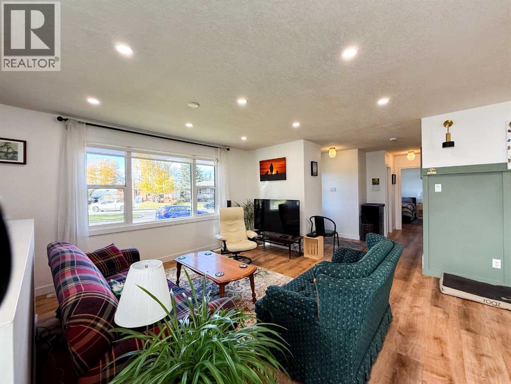 125 Douglas Drive Property Photo 8