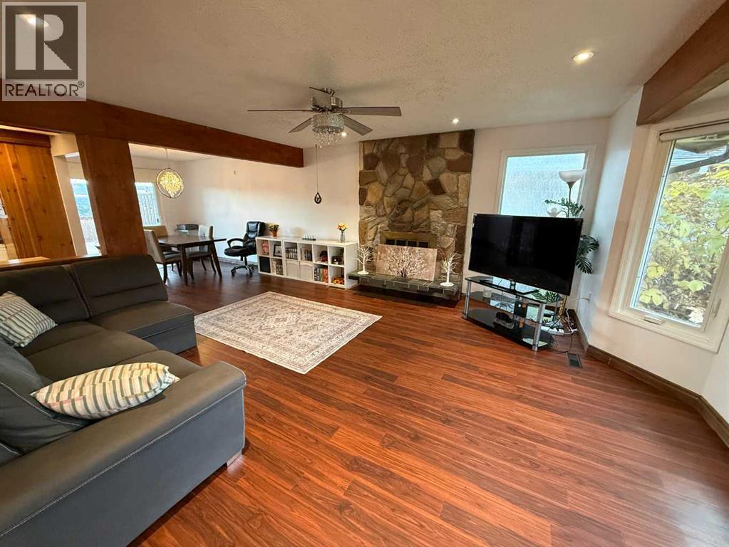 139 Cheviot Drive Property Photo 4