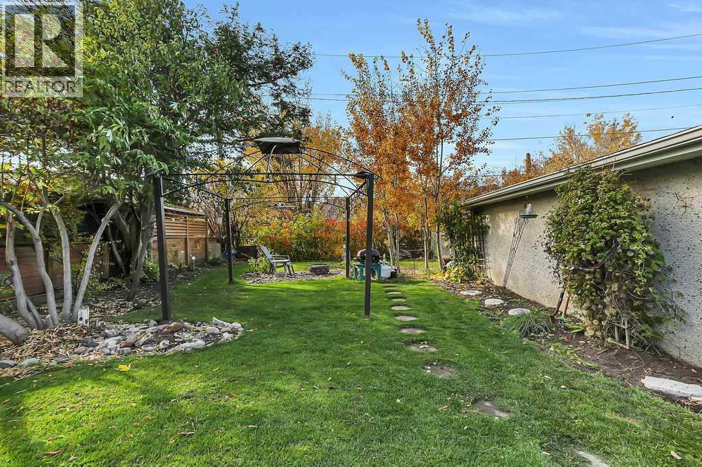 5912 West Park Crescent Property Photo 35