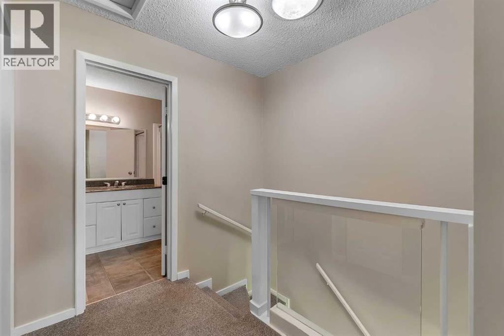 643 4 Avenue Northeast Property Photo 18