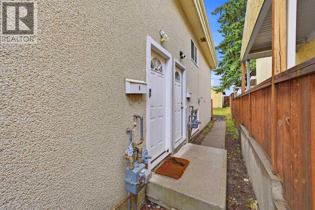 419 Huntsville Crescent Nw Property Photo 4