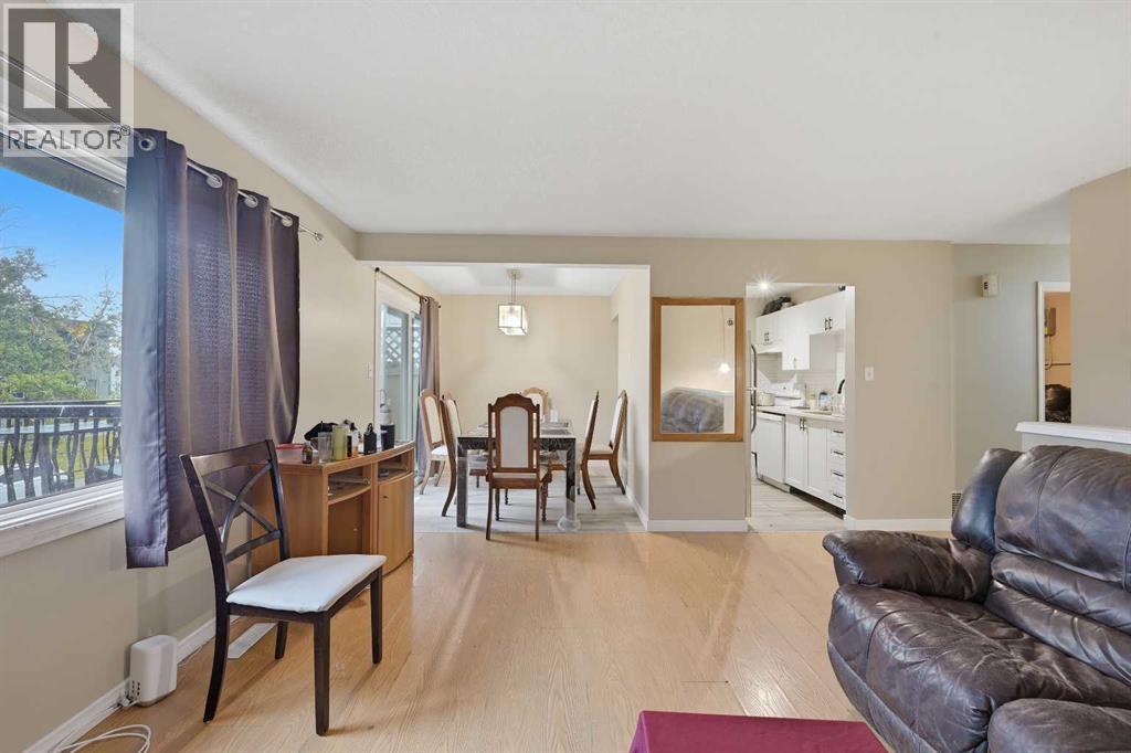 419 Huntsville Crescent Nw Property Photo 10