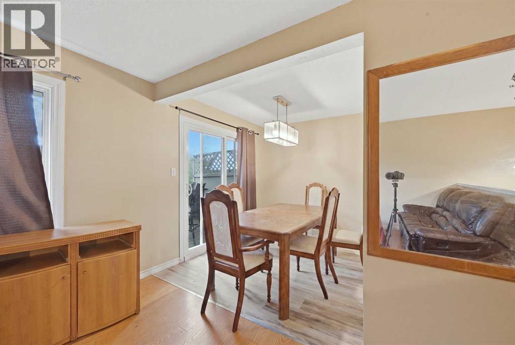 419 Huntsville Crescent Nw Property Photo 11