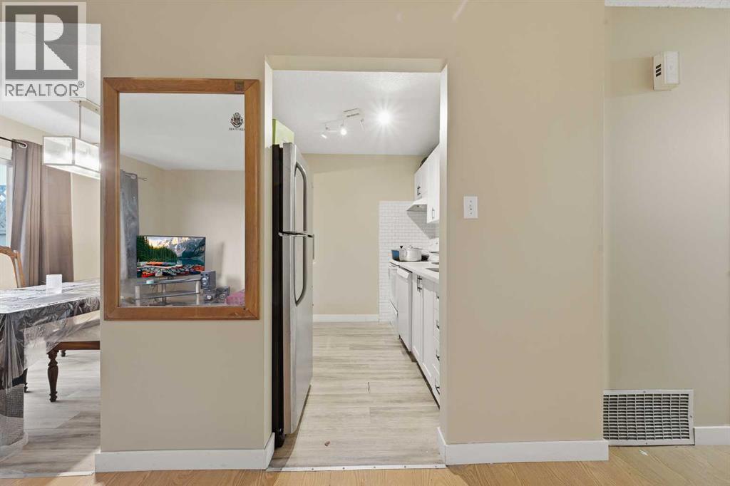 419 Huntsville Crescent Nw Property Photo 12