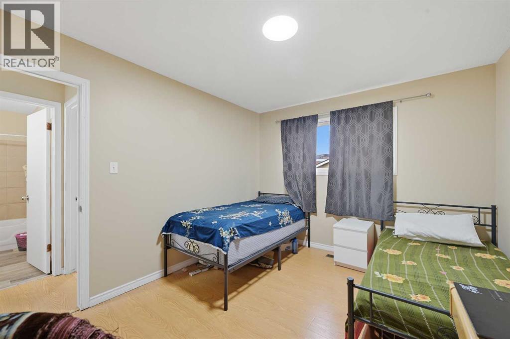 419 Huntsville Crescent Nw Property Photo 17