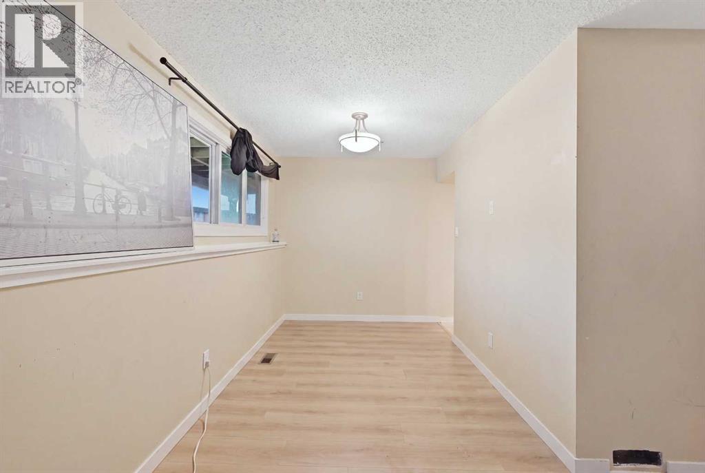 419 Huntsville Crescent Nw Property Photo 32
