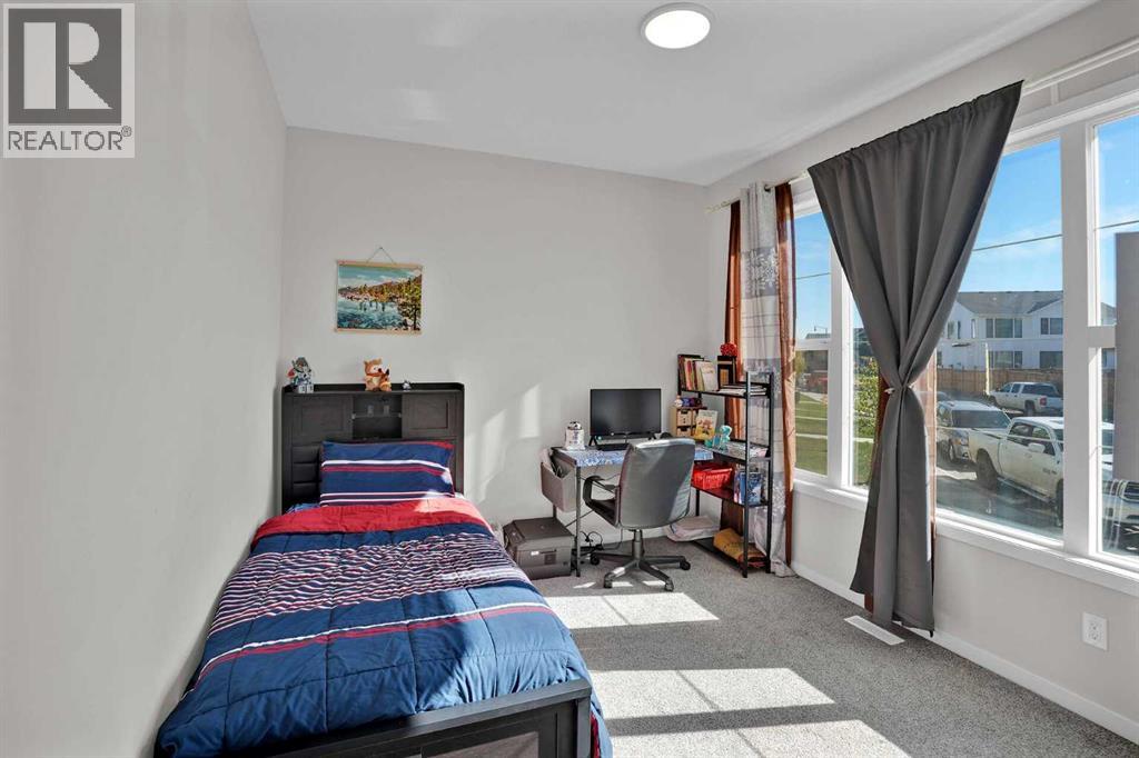 143 Dawson Wharf Rise Property Photo 4