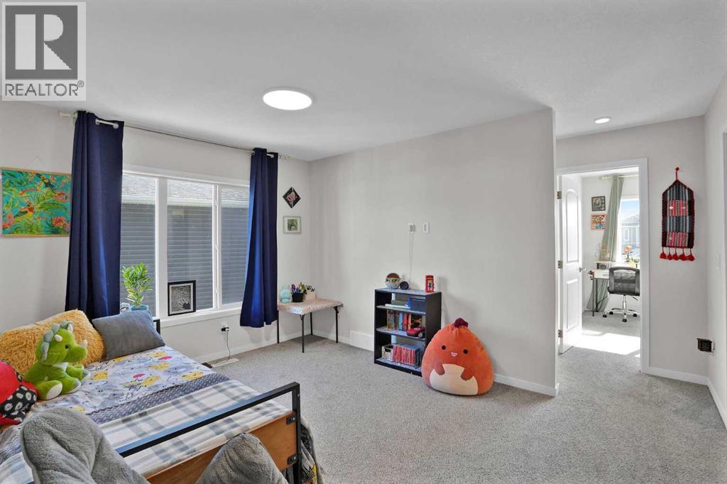 143 Dawson Wharf Rise Property Photo 35