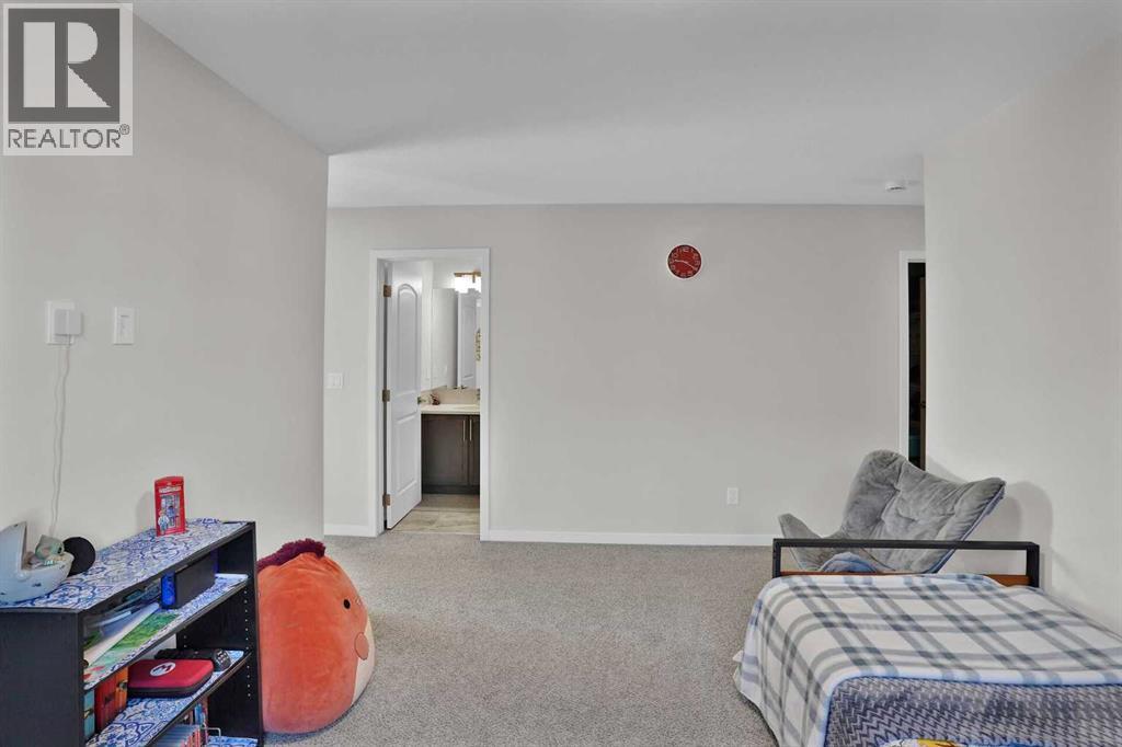 143 Dawson Wharf Rise Property Photo 37