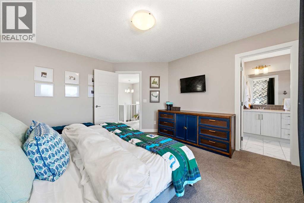 292 Chinook Gate Close Sw Property Photo 22