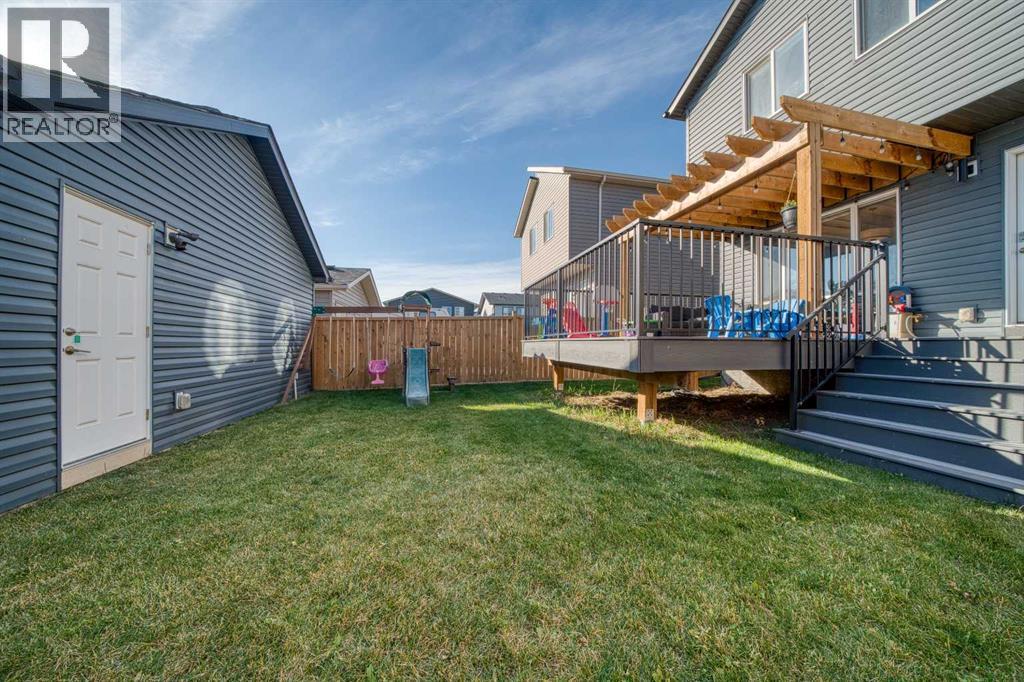 292 Chinook Gate Close Sw Property Photo 43