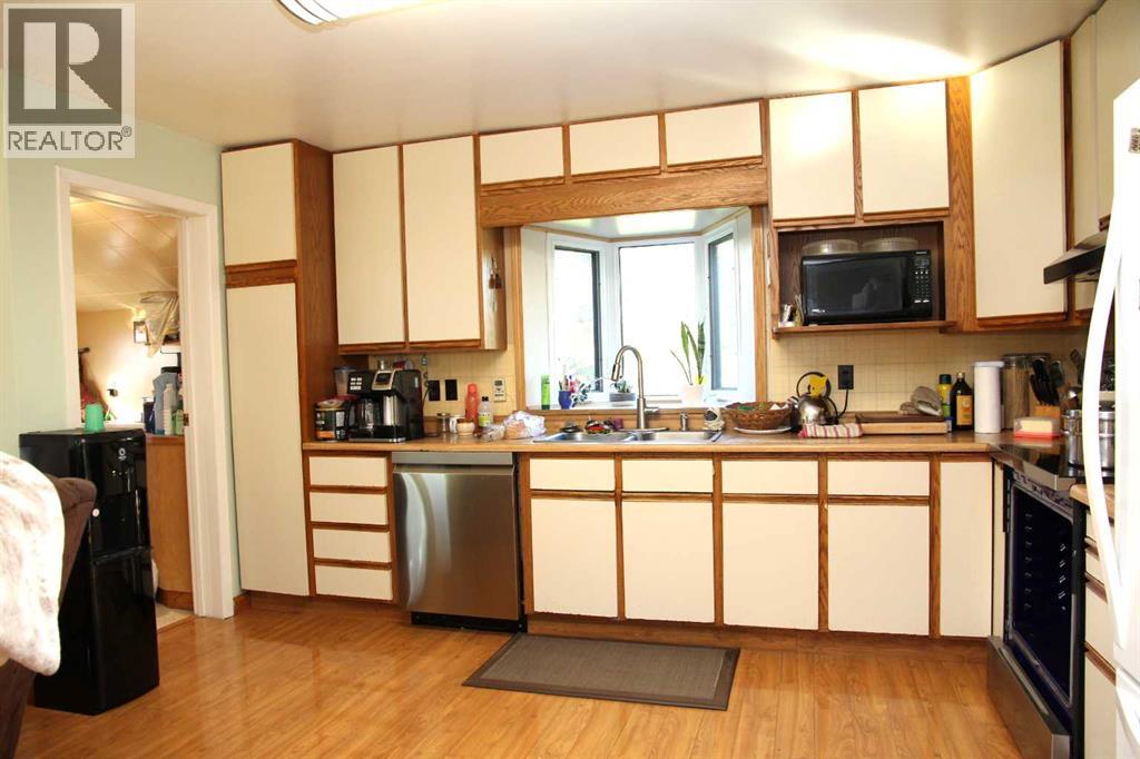 320538 Twp Rd 464 Township Property Photo 6