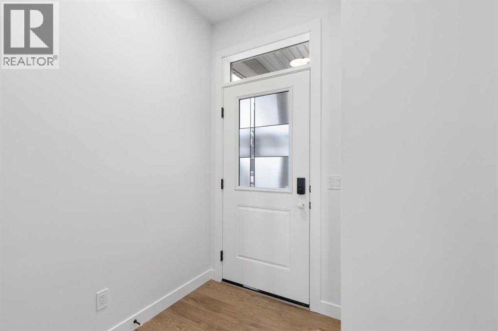474 Hotchkiss Manor Se Property Photo 3