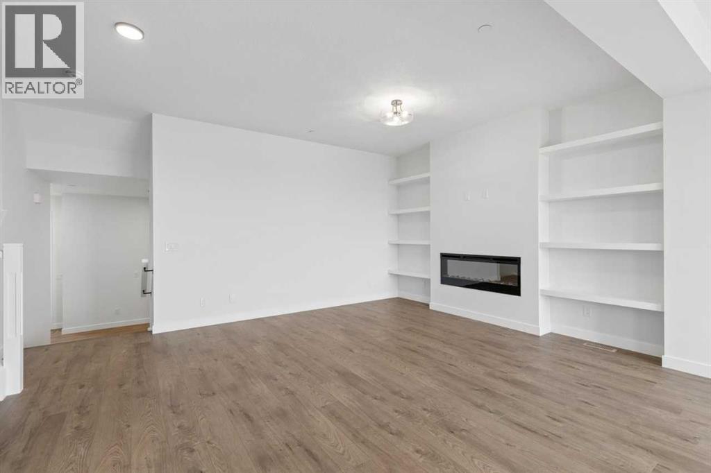 474 Hotchkiss Manor Se Property Photo 8