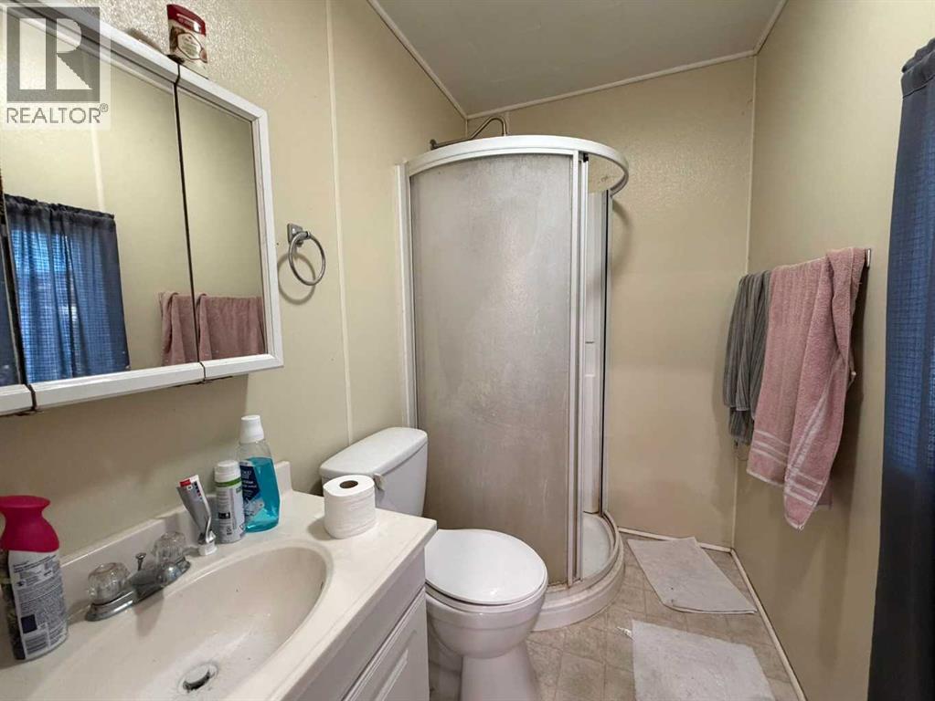 730 6 Avenue Property Photo 9
