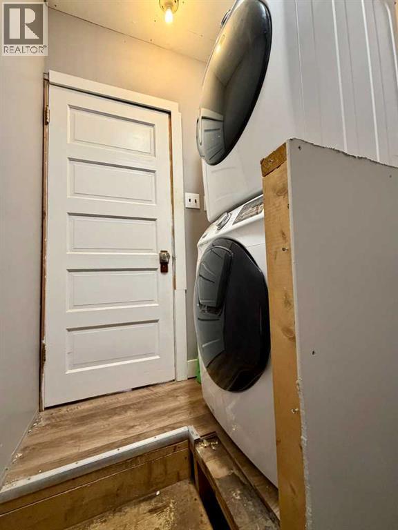 730 6 Avenue Property Photo 10