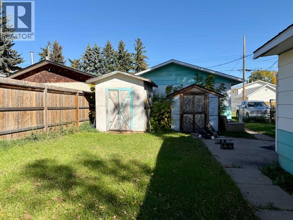 730 6 Avenue Property Photo 12