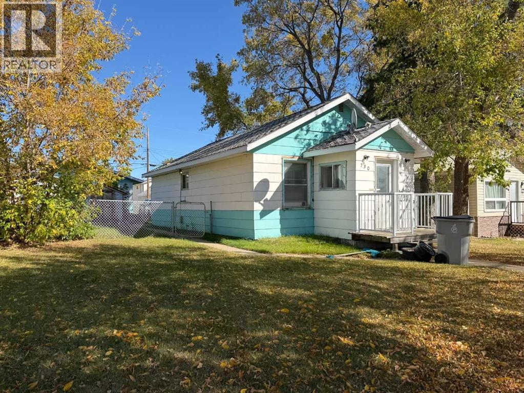 730 6 Avenue Property Photo 17