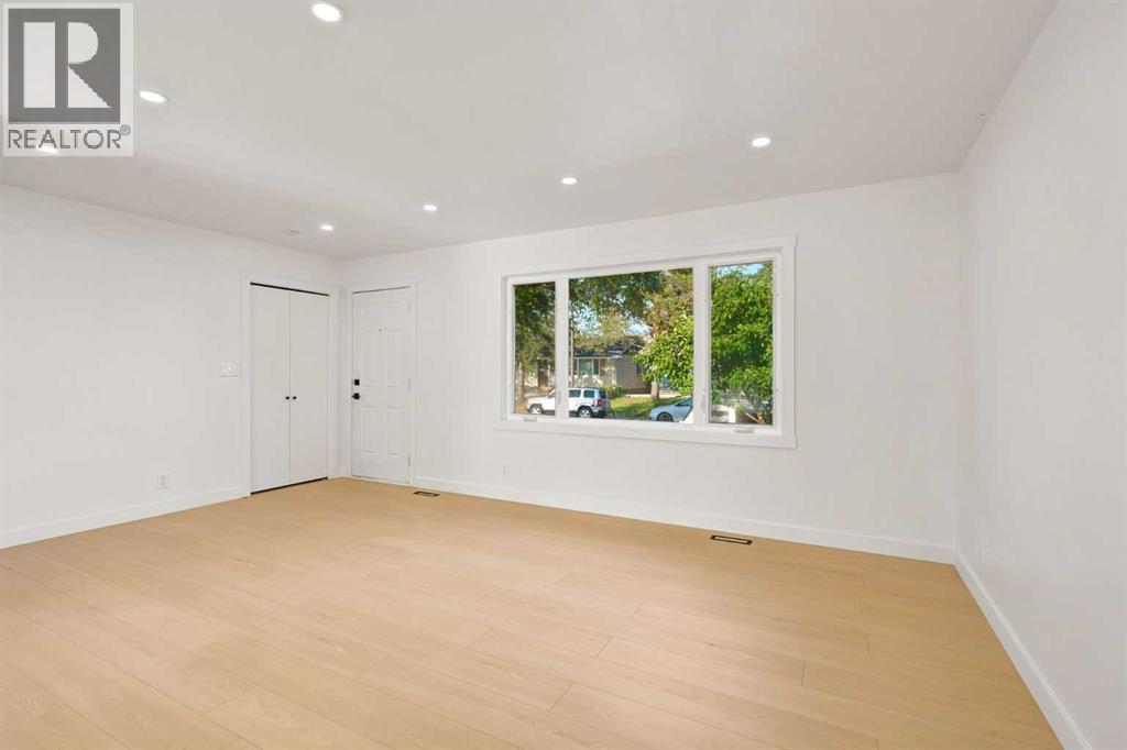19 Mardale Crescent Ne Property Photo 11