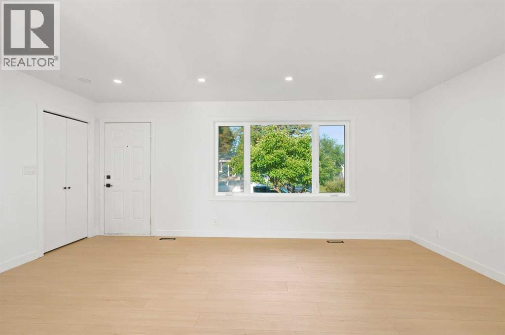 19 Mardale Crescent Ne Property Photo 12