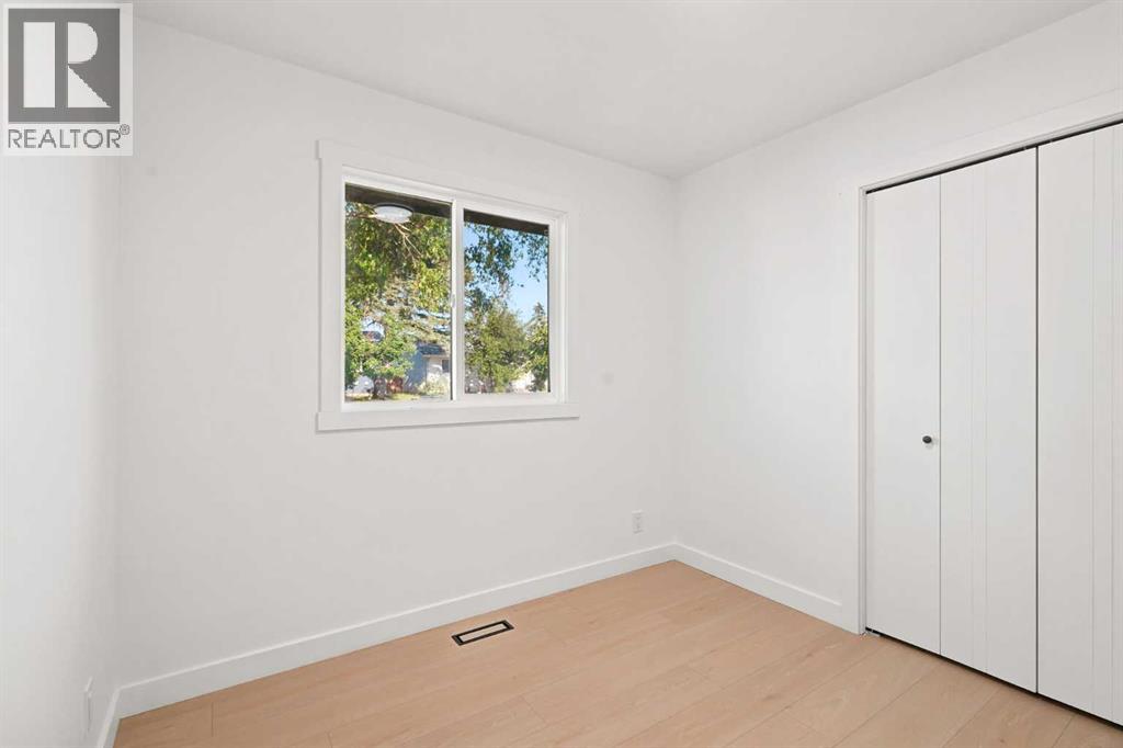 19 Mardale Crescent Ne Property Photo 17