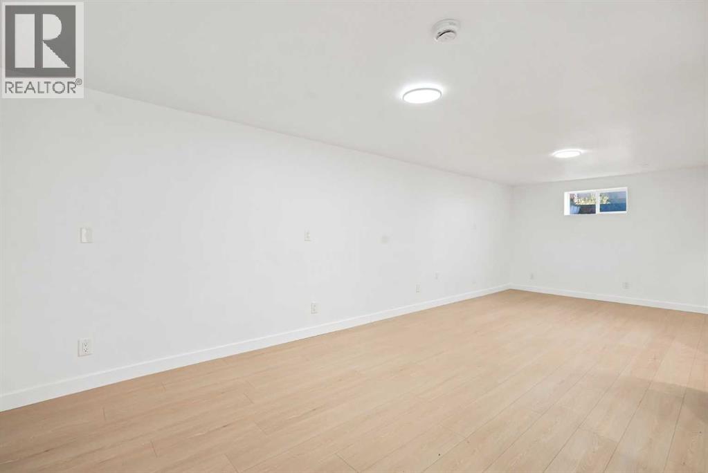 19 Mardale Crescent Ne Property Photo 32