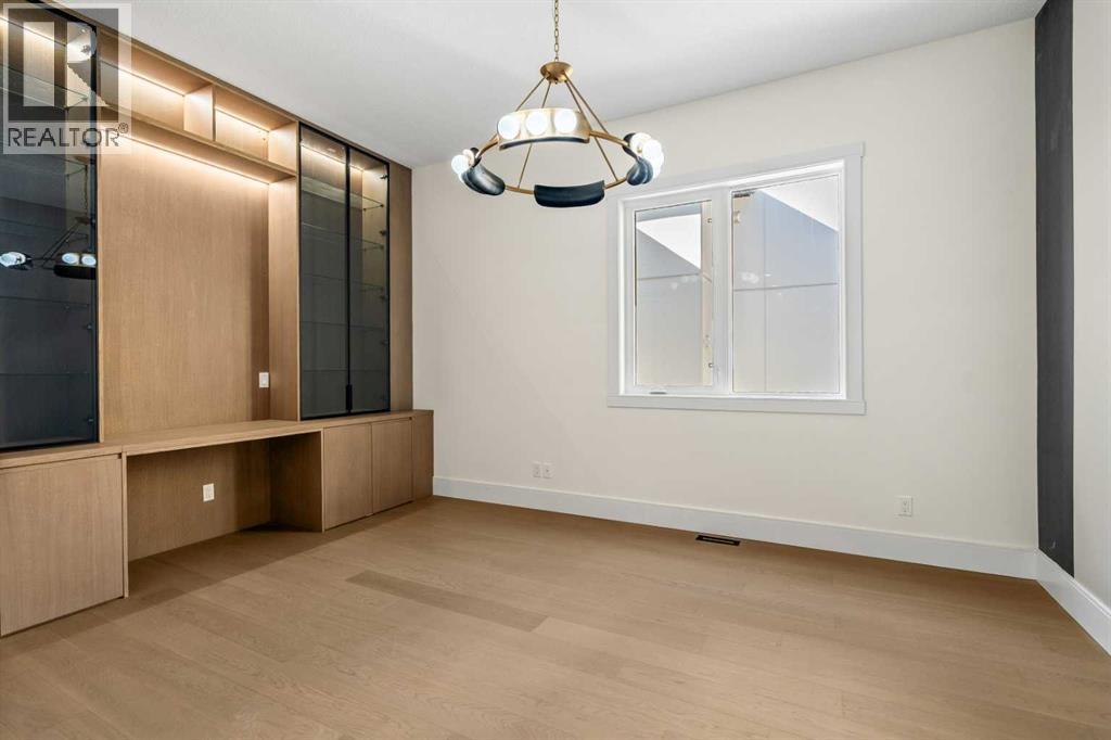 3642 85 Street Sw Property Photo 14