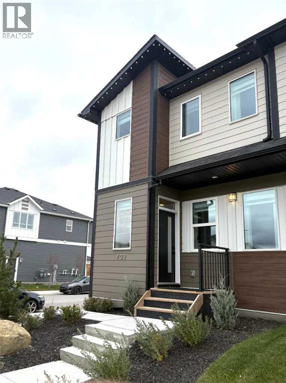 702 Wolf Willow Boulevard Se Property Photo 1