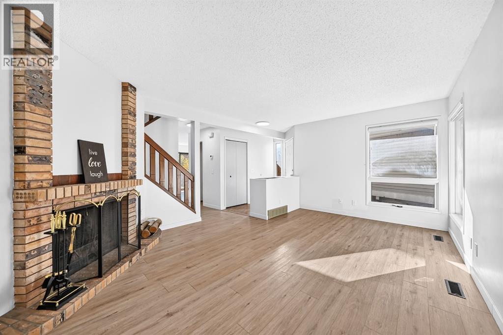 52 Templegreen Bay Ne Property Photo 8