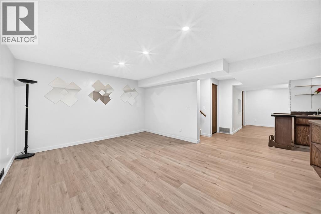 52 Templegreen Bay Ne Property Photo 31