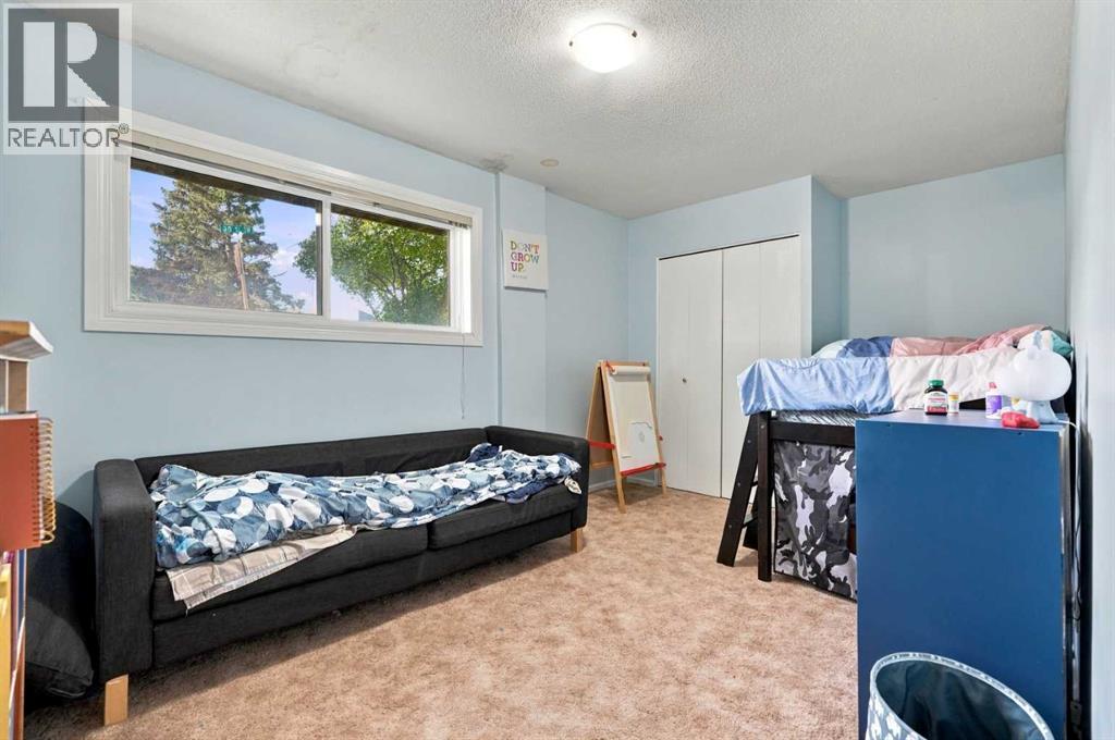 3102 38 Street Sw Property Photo 14