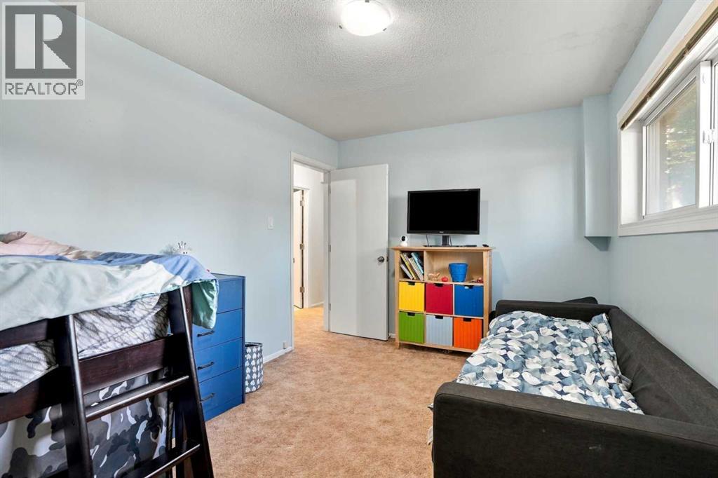 3102 38 Street Sw Property Photo 15