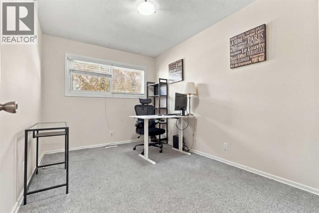 3102 38 Street Sw Property Photo 16