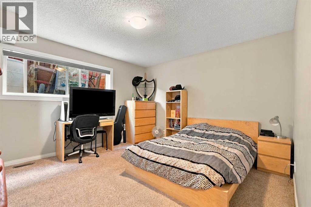 3102 38 Street Sw Property Photo 20