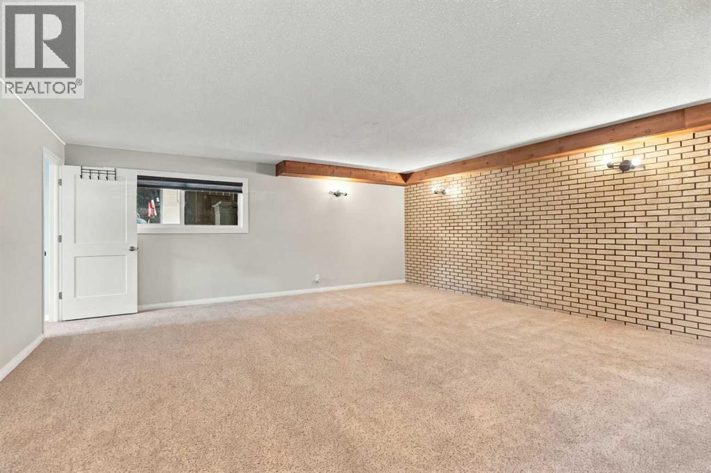 3102 38 Street Sw Property Photo 22