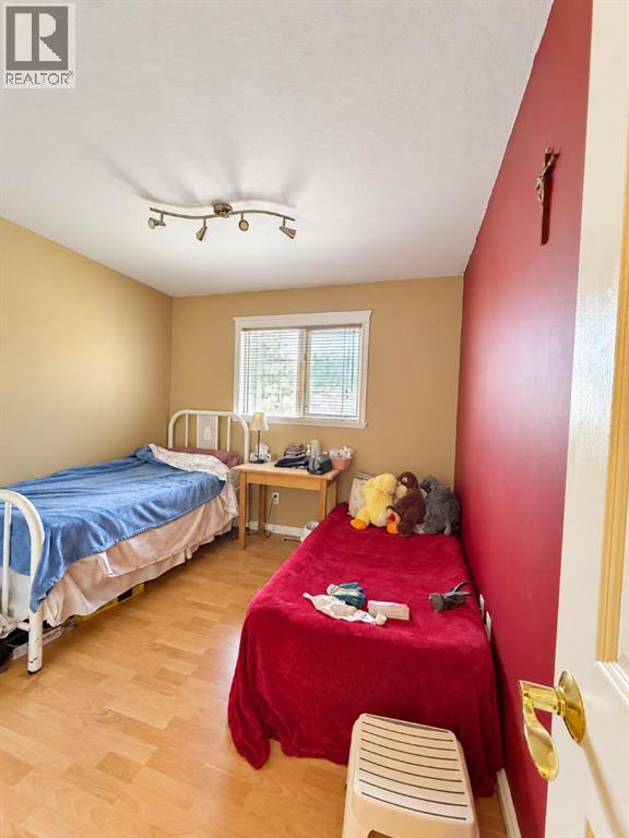 1432 Russet Road Ne Property Photo 10
