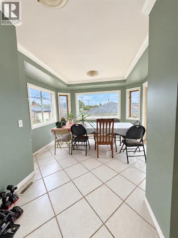 1432 Russet Road Ne Property Photo 16