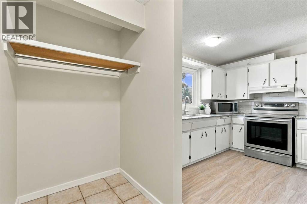 203 Penbrooke Close Se Property Photo 22