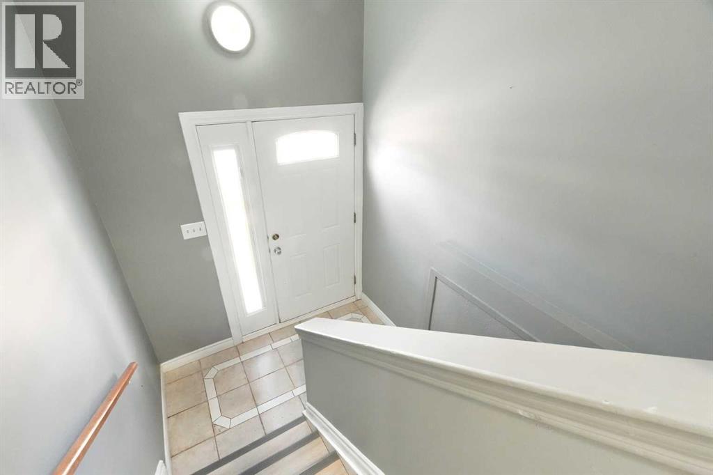 203 Penbrooke Close Se Property Photo 23