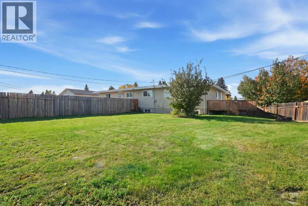 203 Penbrooke Close Se Property Photo 39