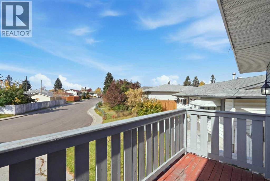203 Penbrooke Close Se Property Photo 41