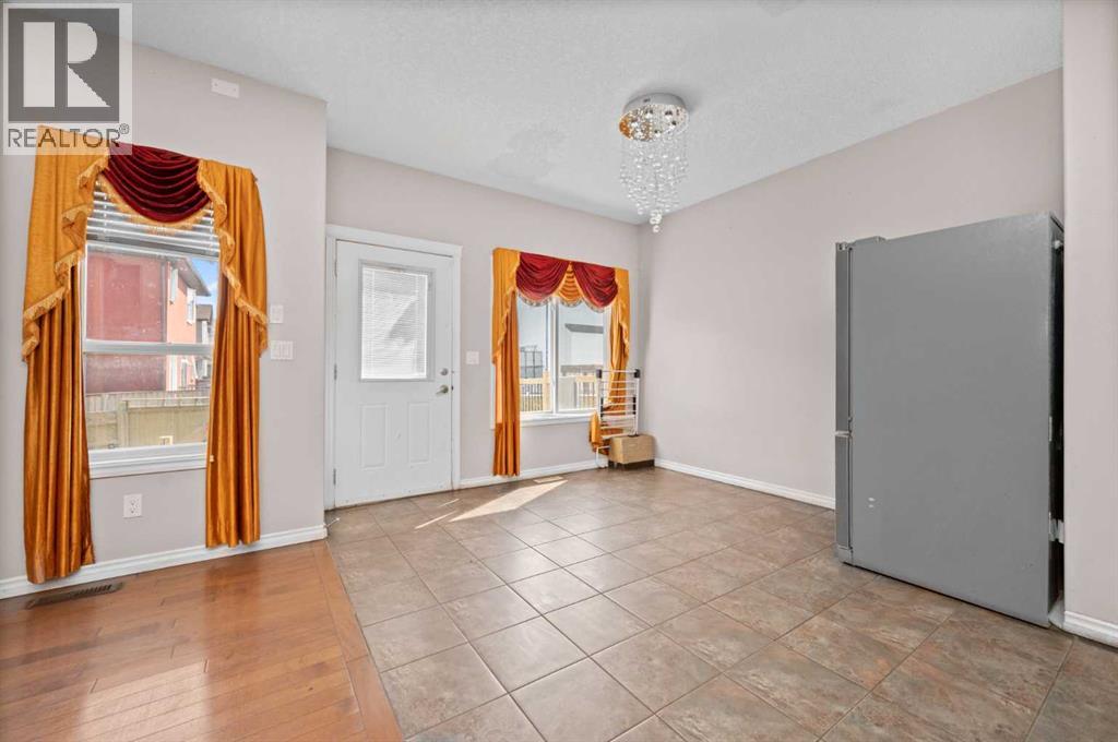 316 Saddlemont Boulevard Ne Property Photo 10