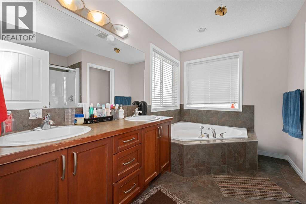 316 Saddlemont Boulevard Ne Property Photo 30