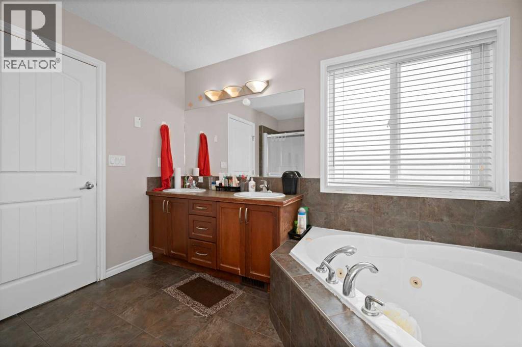 316 Saddlemont Boulevard Ne Property Photo 31