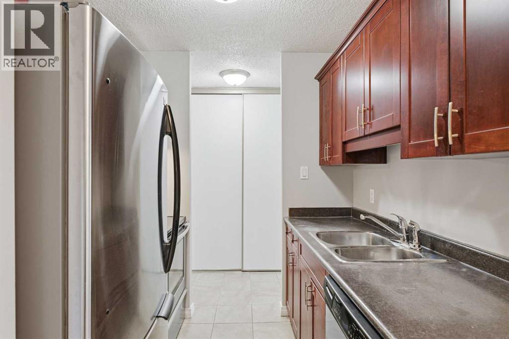 924 14 Avenue Southwest Property Photo 16
