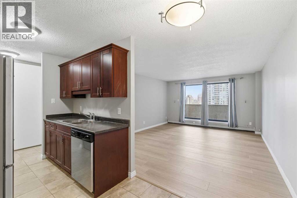 924 14 Avenue Southwest Property Photo 17