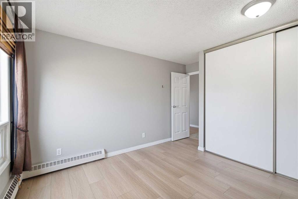 924 14 Avenue Southwest Property Photo 27