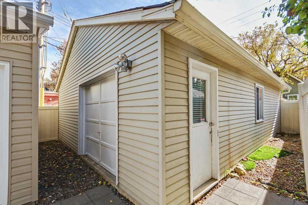714 4 Street Nw Property Photo 4